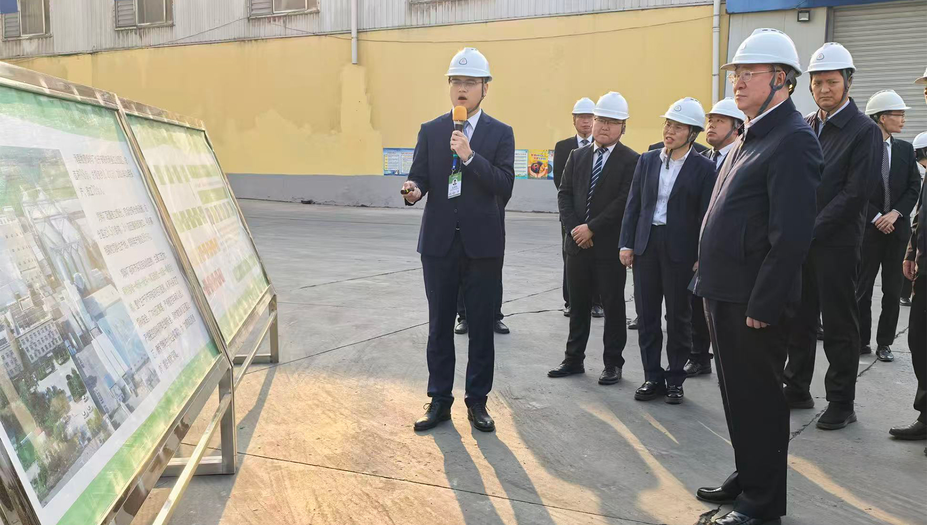 刘焕鑫赴河南调研秋粮收购工作